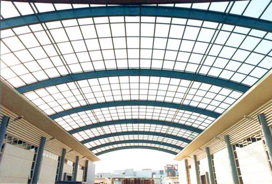 Mái vòm khung thép Tòa nhà thương mại Kết cấu thép hiện đại Bề mặt sơn