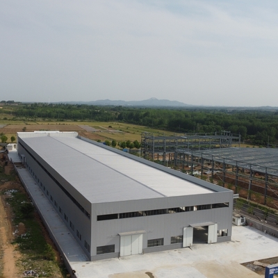 Nhà kho khung thép tiền chế với dầm tiết diện H
