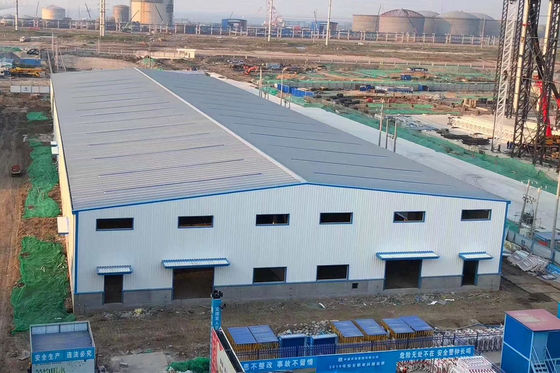 Tòa nhà kho thép được chế tạo sẵn với tấm bọc thép