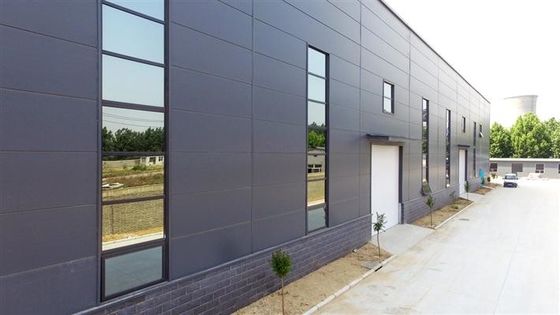 Nhà kho thép tiền chế cách nhiệt với lớp phủ kẽm nhôm