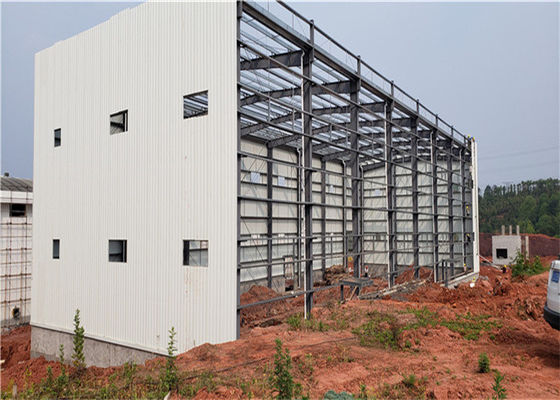 Nhà thép tiền chế công nghiệp với khung Q235B/Q355B