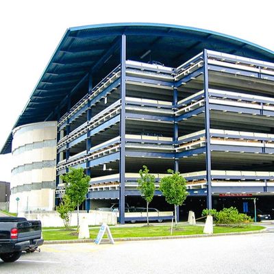 Cấu trúc bãi đậu xe bằng thép Prefab Multi-storey Large Span Q235B Q355B