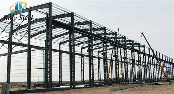 Nhà kho xây dựng cấu trúc thép chế tạo với cần cẩu trên cao