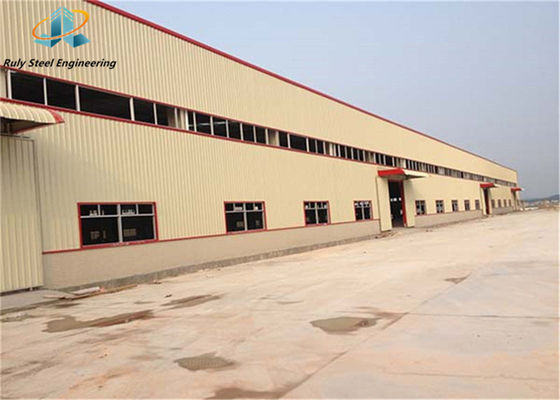 Xưởng chế tạo cấu trúc thép hiện đại bền vững cho nhu cầu sản xuất Tòa nhà