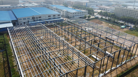 Xưởng chế tạo cấu trúc thép H-Section Prefab với cần cẩu cầu chống ăn mòn