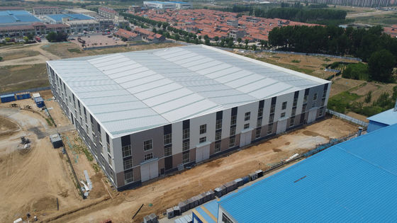 Q235B Xây dựng cấu trúc thép Xây dựng thép tiền chế với tấm cách điện
