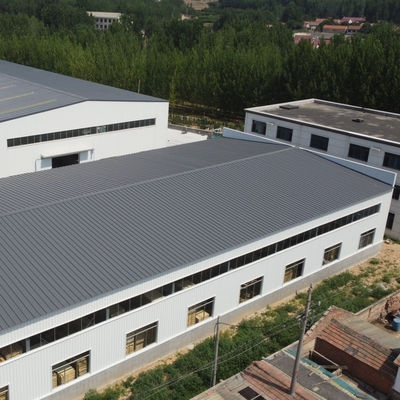 Nhà xưởng lắp ghép bằng thép tùy chỉnh với tuổi thọ 50 năm