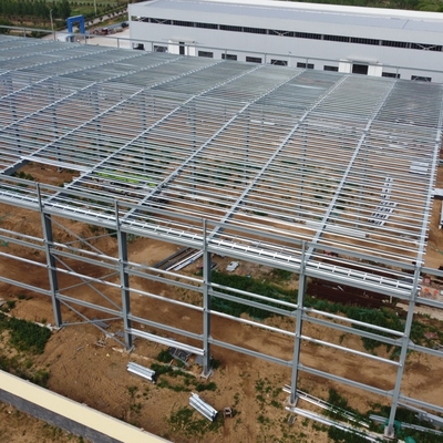 Nhà kho thép tiền chế Q235B với tuổi thọ 50 năm