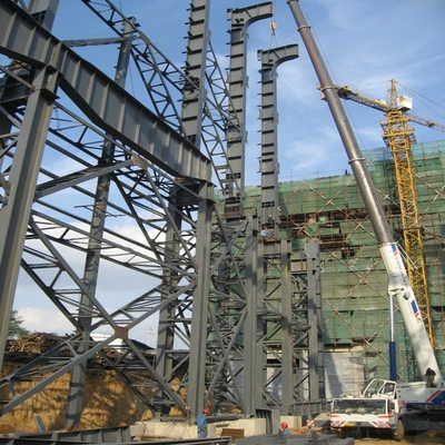 Các tòa nhà thép công nghiệp nặng được chế tạo sẵn với các cột phần H