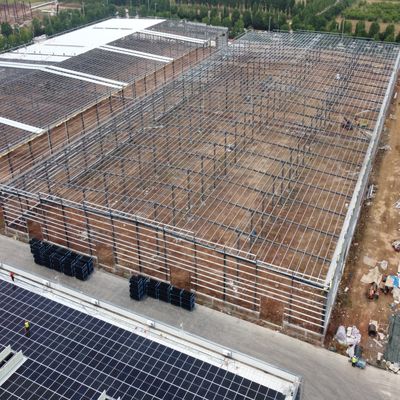 Nhà kho thép tiền chế Q235B với tấm panel bông thủy tinh