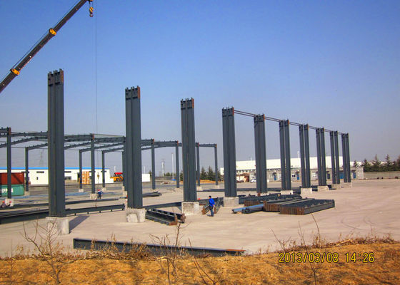 Khoang khung cổng được thiết kế sẵn với tấm len thủy tinh